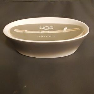 UGG SCENTED CANDLE BRAND NEW!!